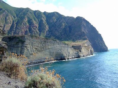 シチリア島から初めまして！！