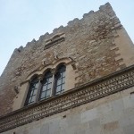 タオルミーナ、コルヴァイア宮殿