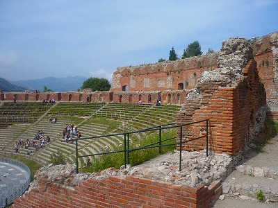 タオルミーナの古代劇場(Il Teatro Antico di Taormina )の歴史