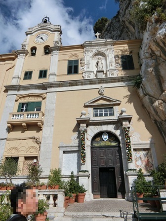 ペッレグリーノ山の洞窟教会サンタ・ロザリア聖堂