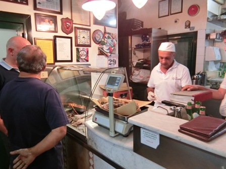 カターニア郊外のトラットリア「La Grotta」