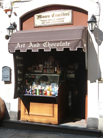 カターニアの博物館カフェ「Museo Crociferi」