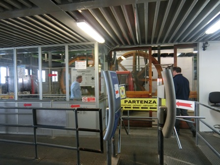 世界遺産エトナ山の南側から登山