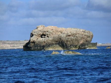 シチリアとアフリカの間にある島ランペドゥーサ島2