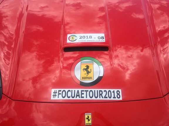 エトナでフェラーリショーに遭遇