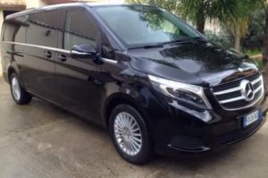 パレルモ発着専用車・タクシー ハイヤー送迎手配